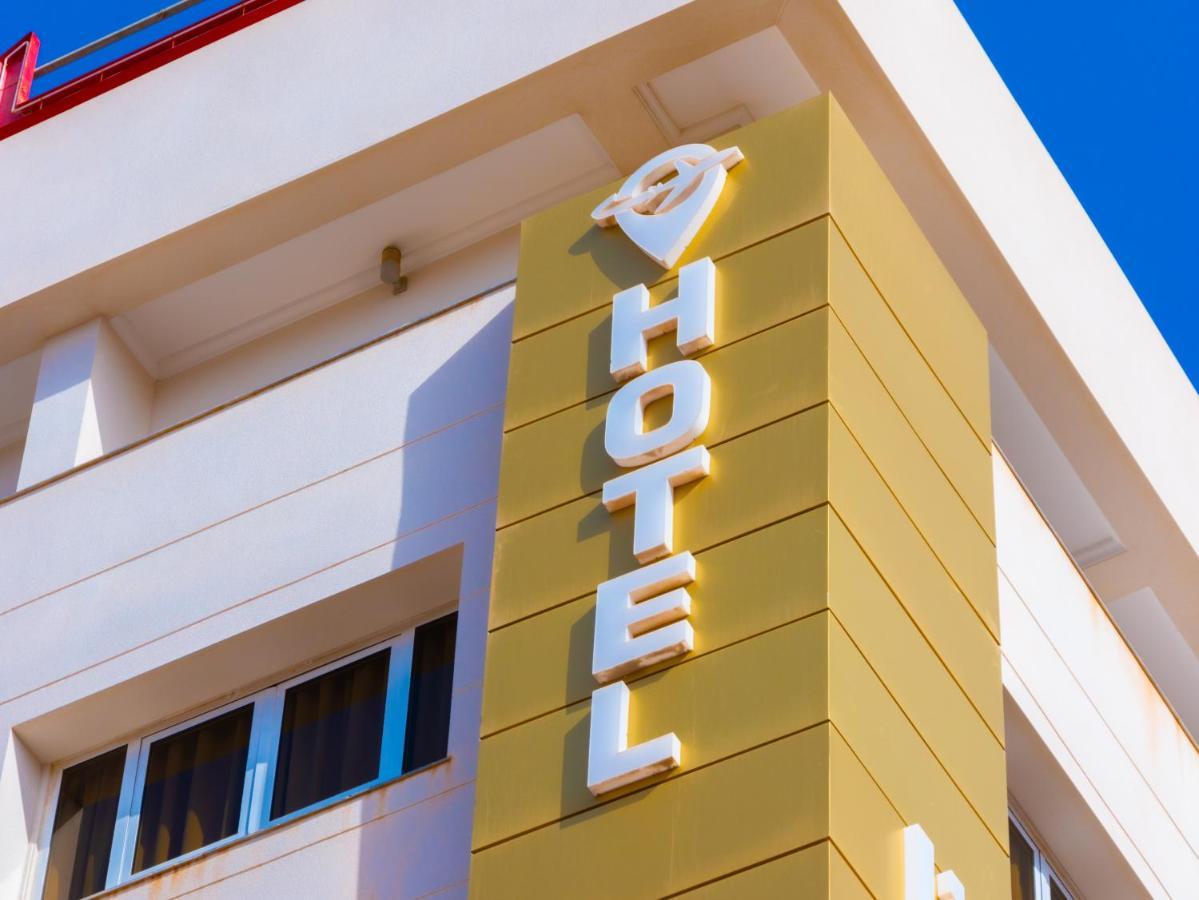 נאדור Hotel L'Aeroport מראה חיצוני תמונה